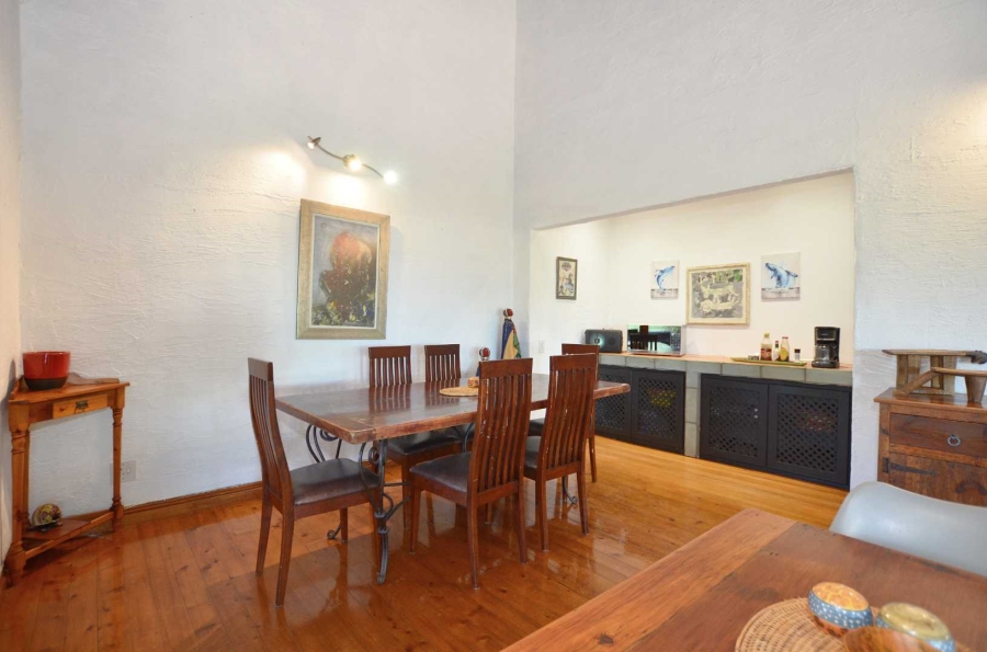 7 Bedroom Property for Sale in Westcliff Western Cape